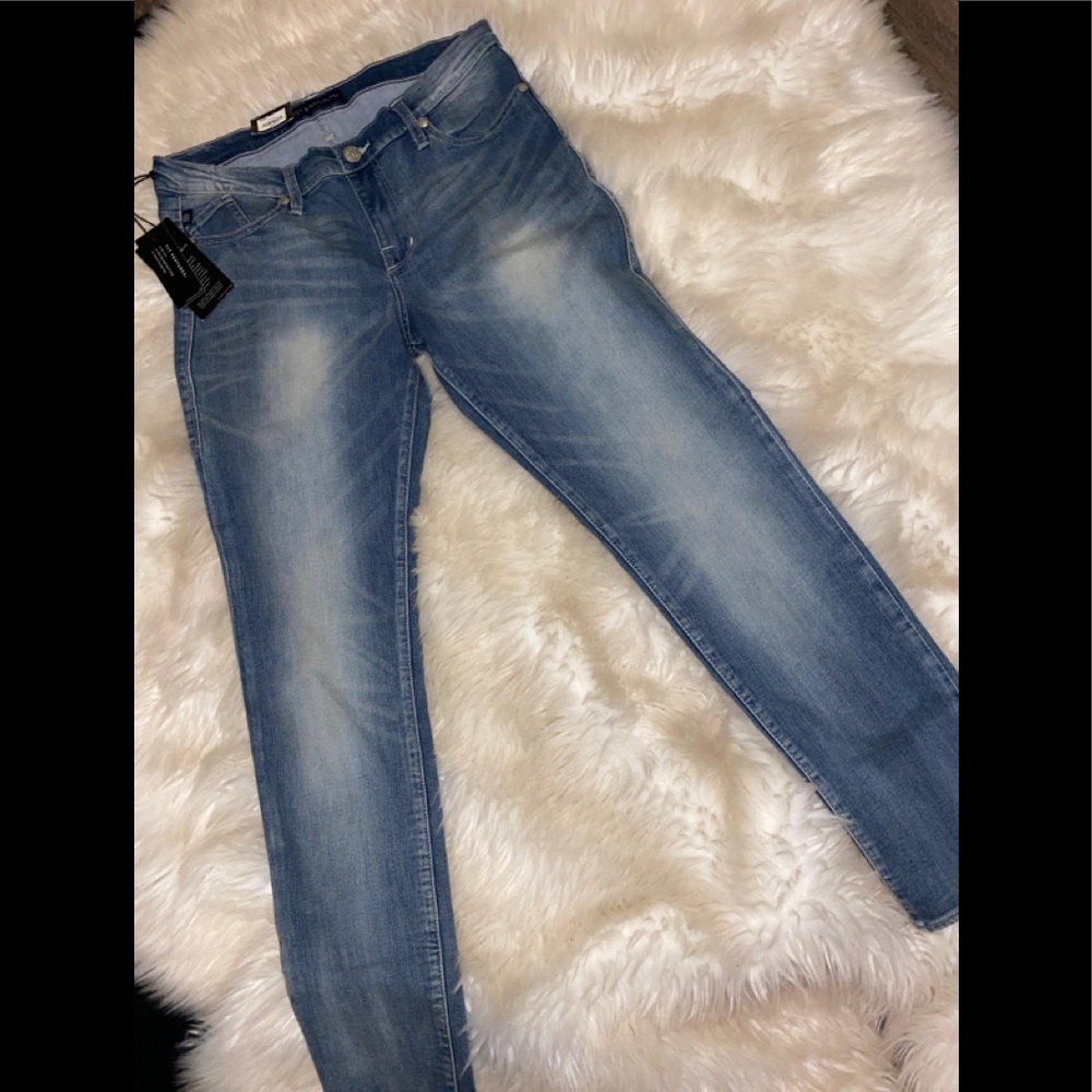 Brand New Rock & Republic jeans